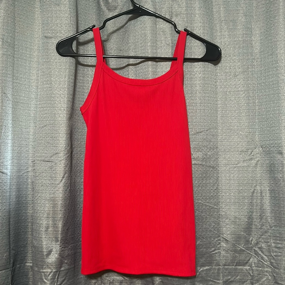 Red cami